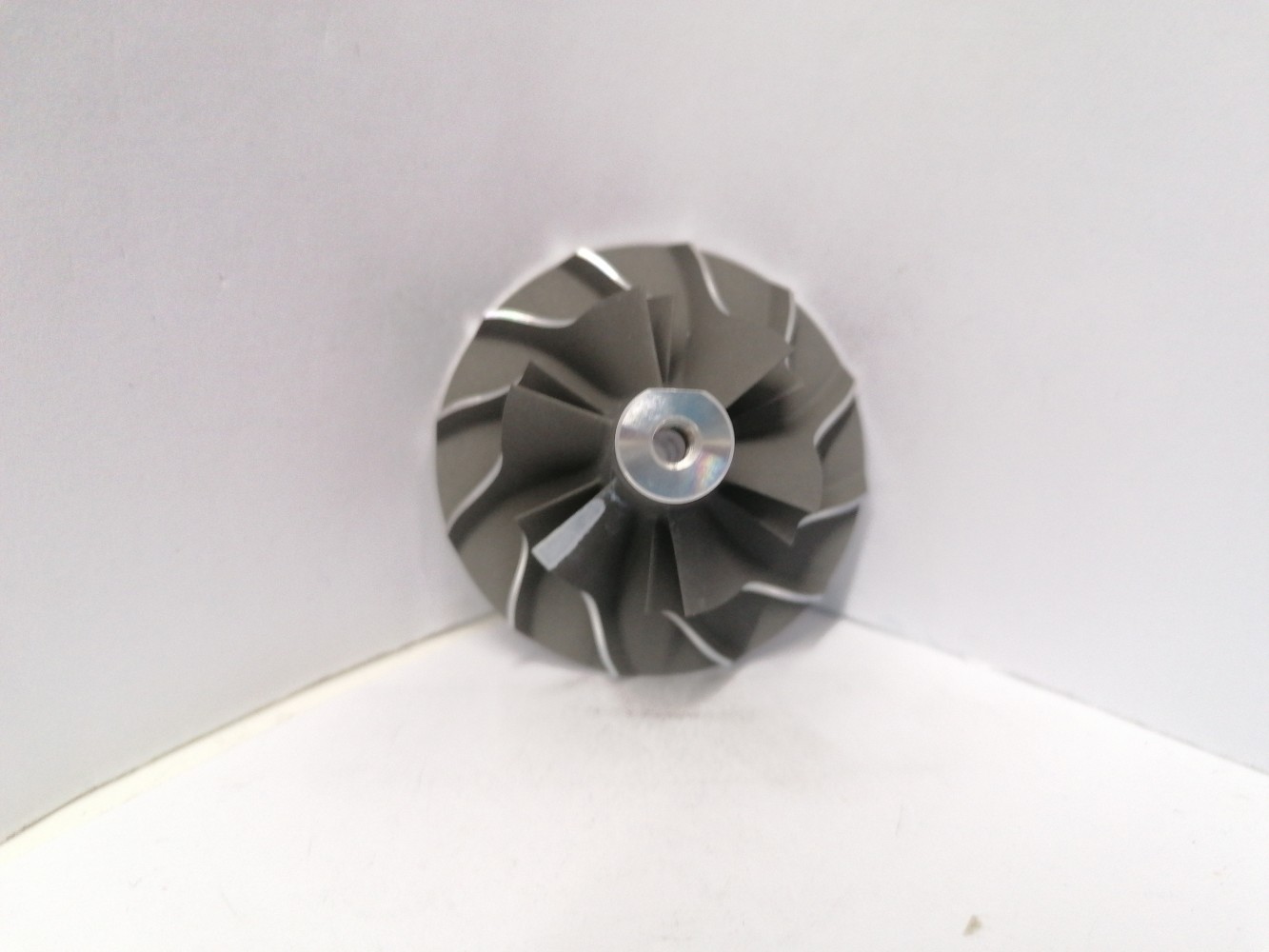 CW-D2TP-0157 CW-D2TP-0157 Compressor Wheel | Kompresorsko Kolo |  784844-0001, 766891-0001, 807068-0001,  8 D2 Turbo Parts 