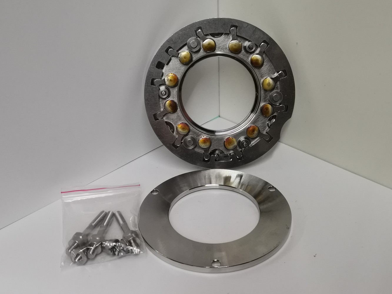 NR-D2TP-0133 NR-D2TP-0133 Nozzle Ring | Geometrija | 17201-0L040, 17201-30100, 17201-30101,  17201-30160 D2 Turbo Parts 